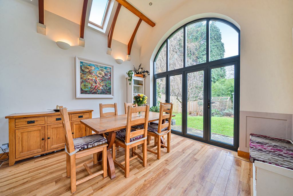 Property photo 2 of 27 Picture 2