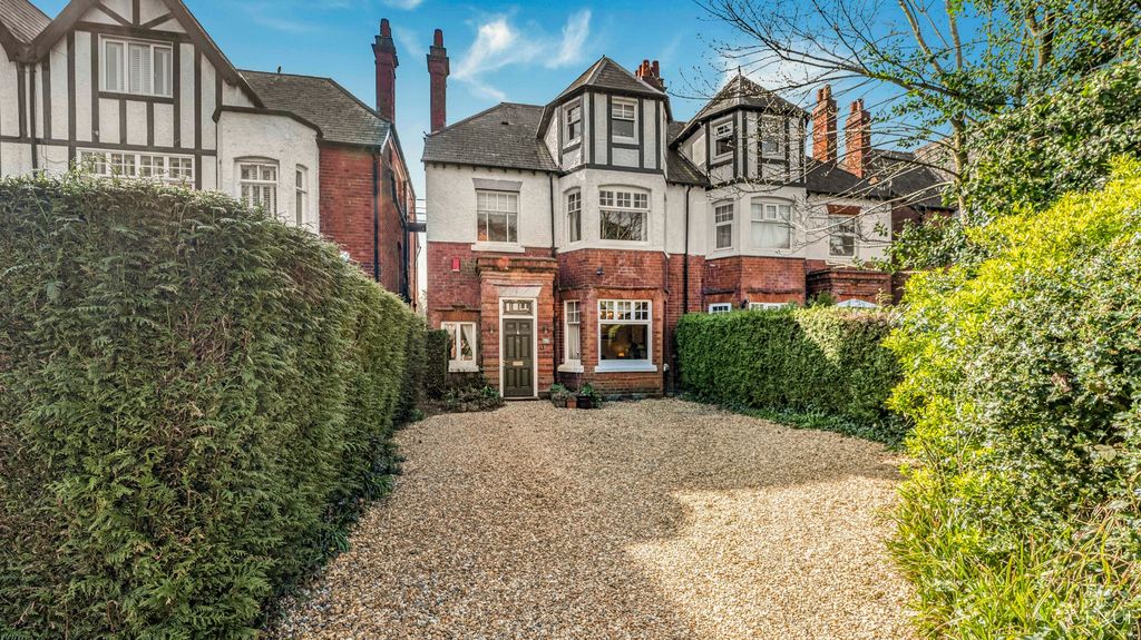 Property photo 1 of 43 5034392