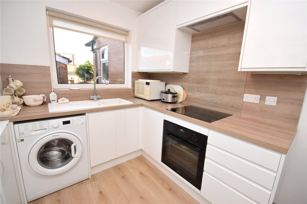 Property photo 2 of 15 Picture No. 01