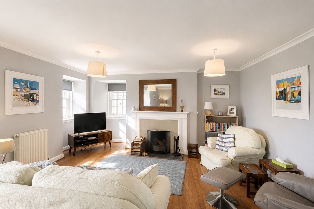 Property photo 1 of 39
