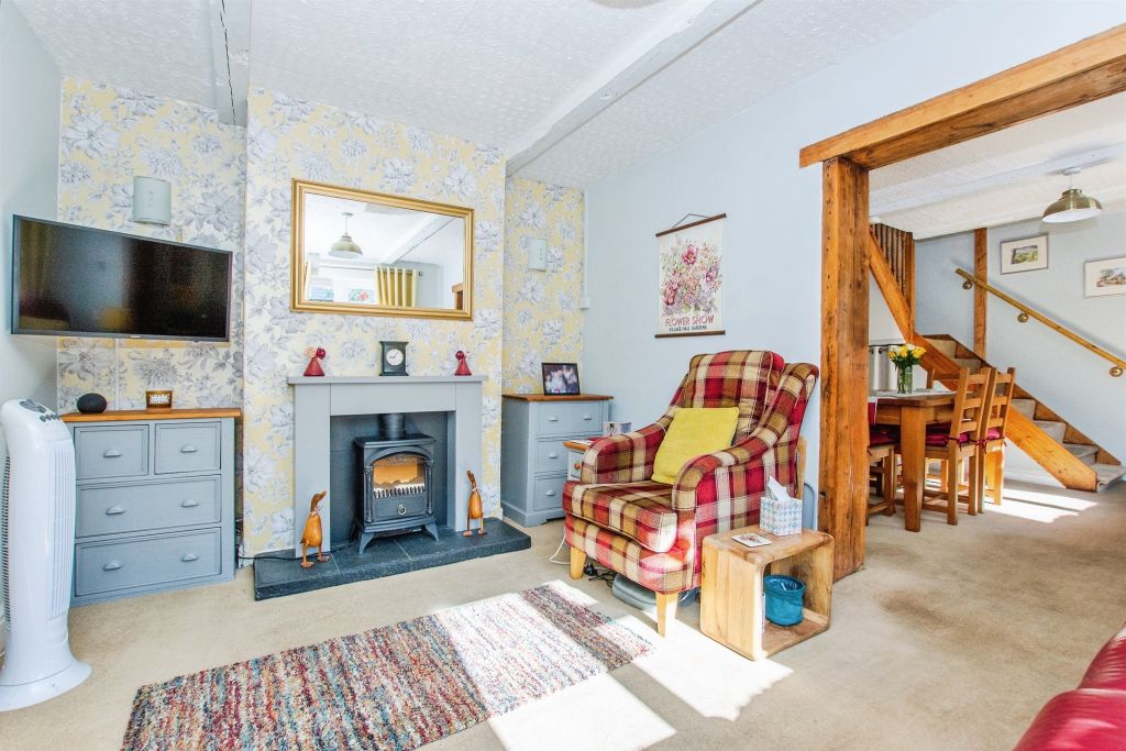 Property photo 3 of 21