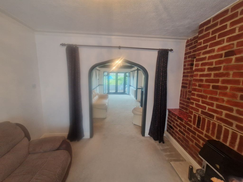 Property photo 3 of 14