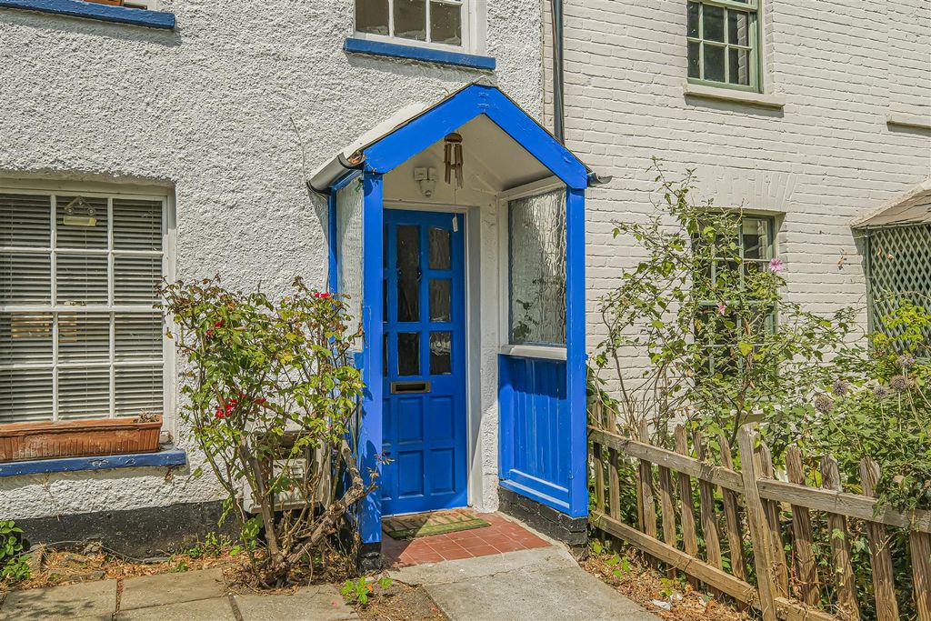 Property photo 1 of 22