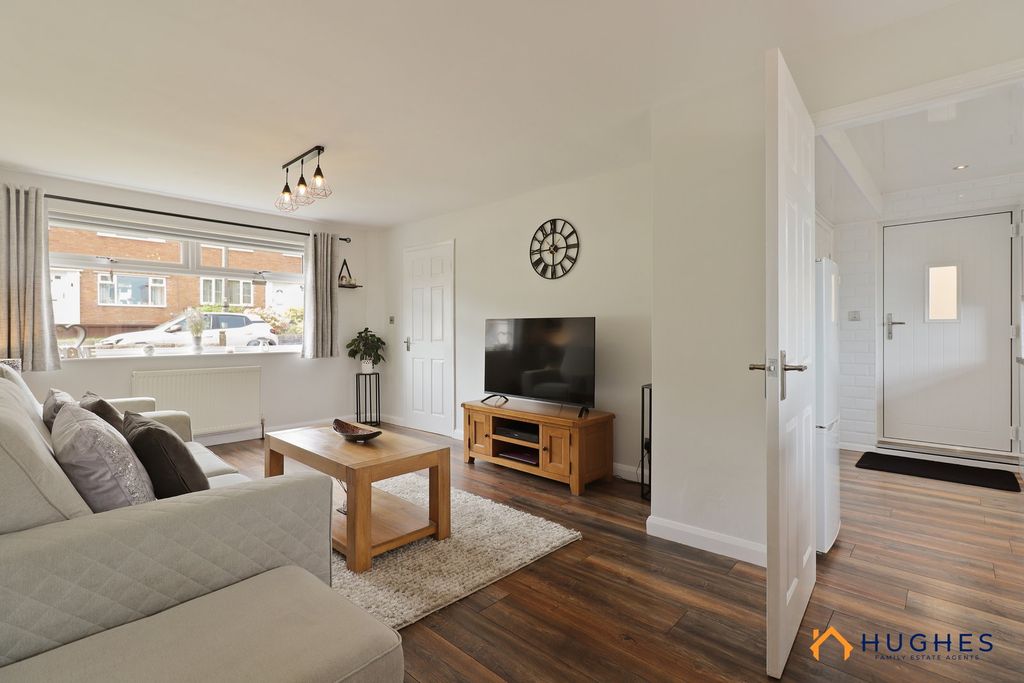 Property photo 3 of 23