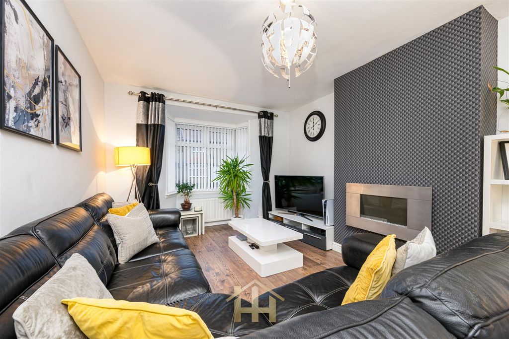 Property photo 3 of 16 Z91_6766-Edit.Jpg