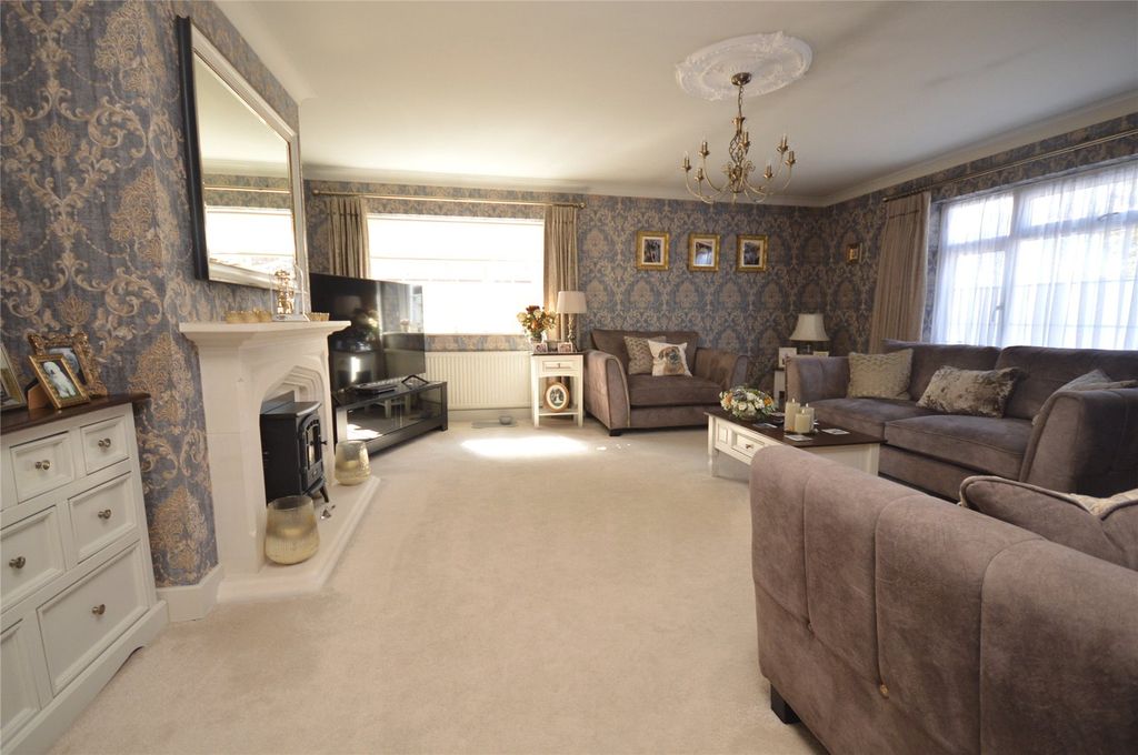 Property photo 3 of 26 Picture No. 38