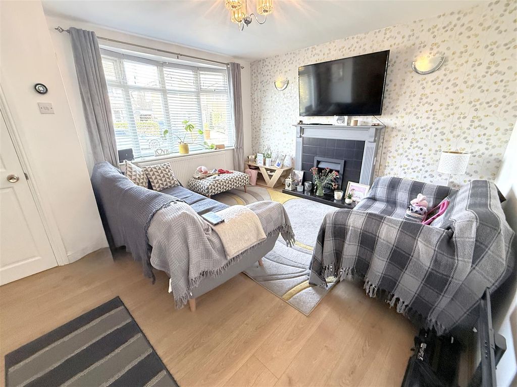 Property photo 3 of 13 Img_2013.Jpg