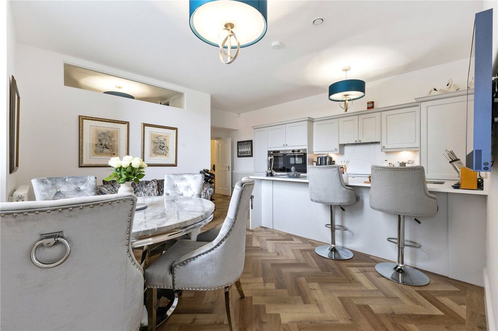 Additional image 6 of 2 bed flat for saleTownsend Way, Christleton, Chester, Cheshire CH3