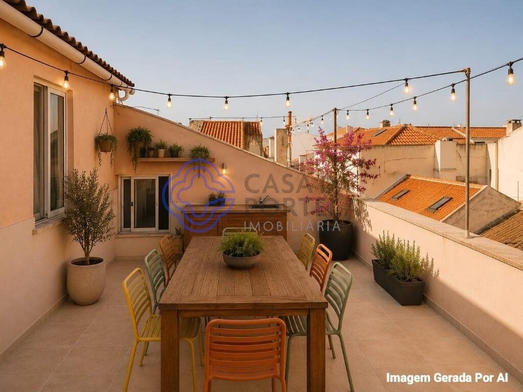 Property photo 1 of 39 T5 Residence In The Center Of Peniche