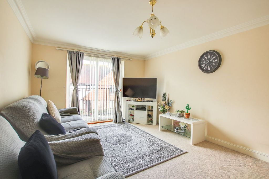 Property photo 3 of 7