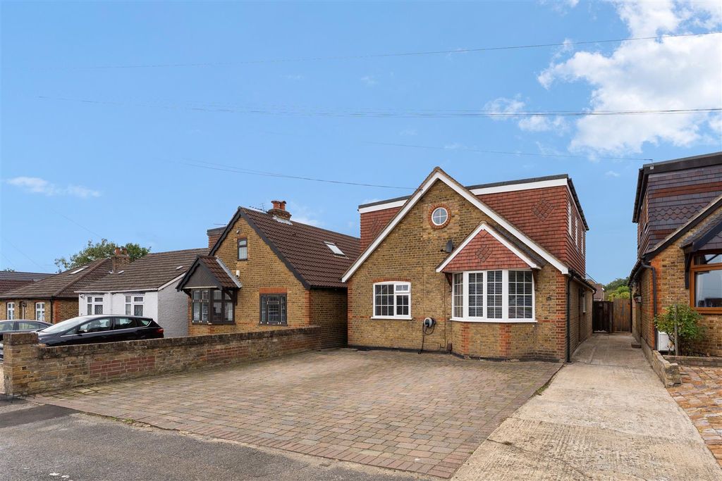 Property photo 3 of 19