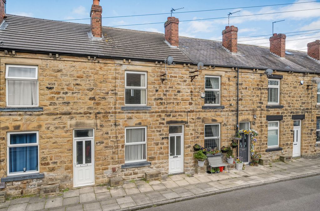 Property photo 1 of 17 1465857-1-6A0De0d...
