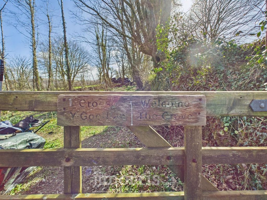 Property photo 2 of 26 Cam02122G0-Pr0253-Still016.Jpg