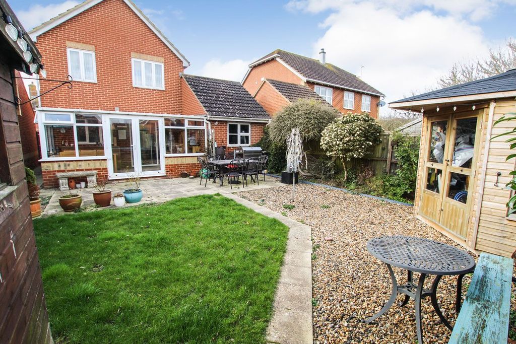 Property photo 2 of 16