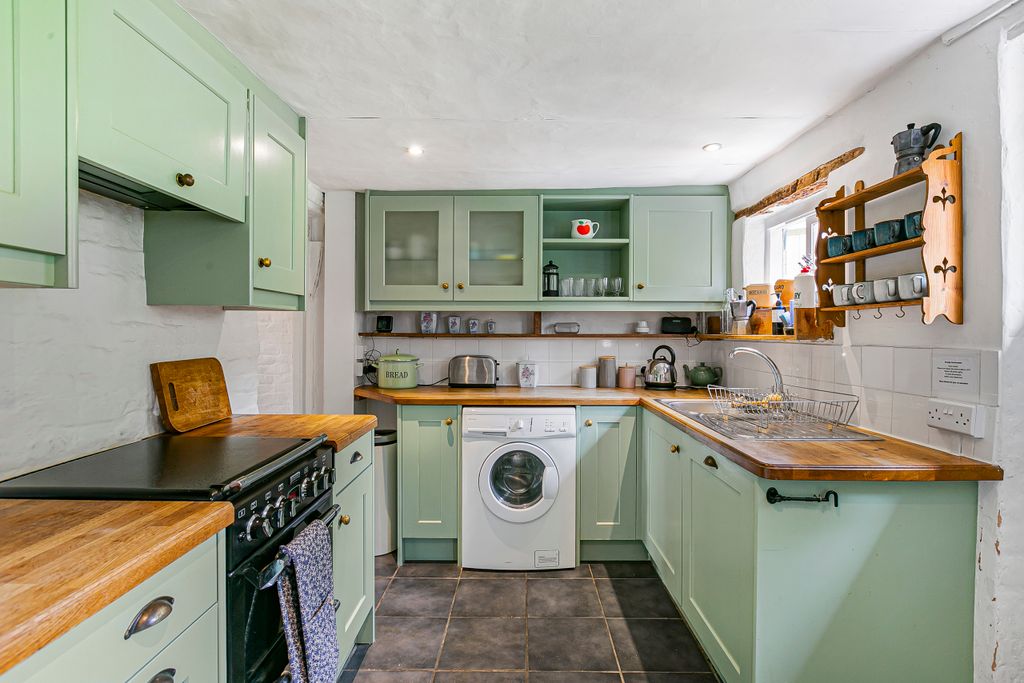 Property photo 2 of 35 55_16452