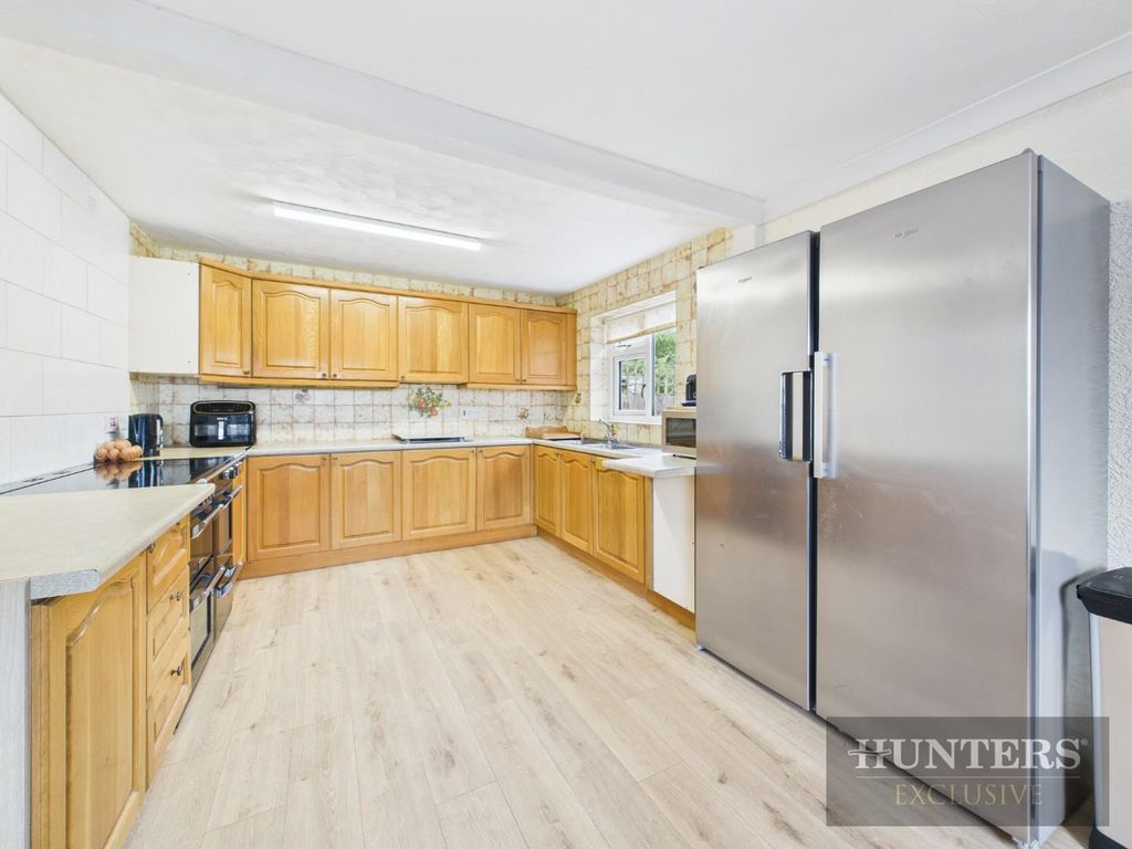 Property photo 3 of 22 Kitchen/Diner