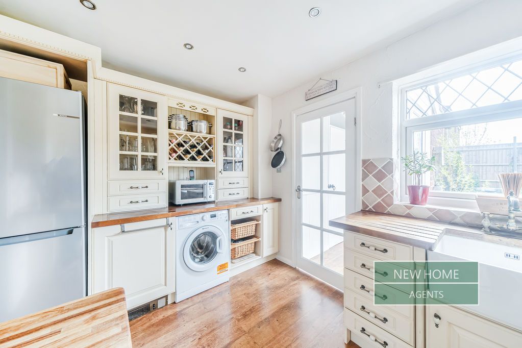 Property photo 3 of 17 Photo 7