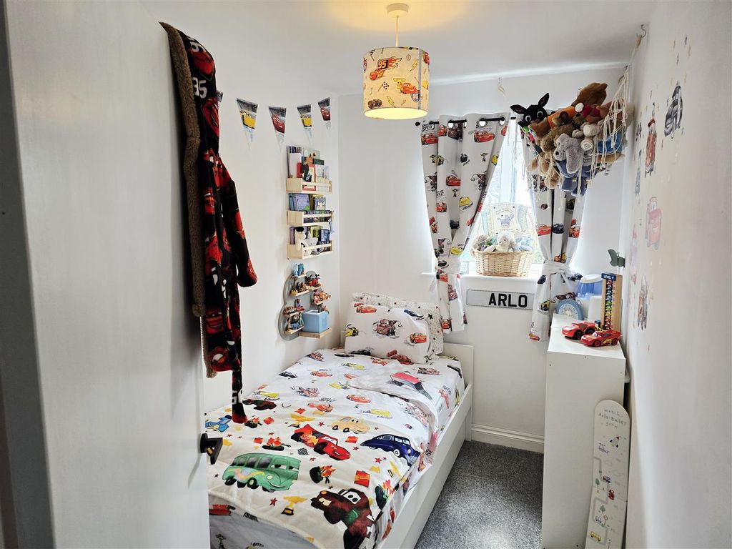 Additional image 6 of 2 bed flat for saleWestern Road, Launceston PL15