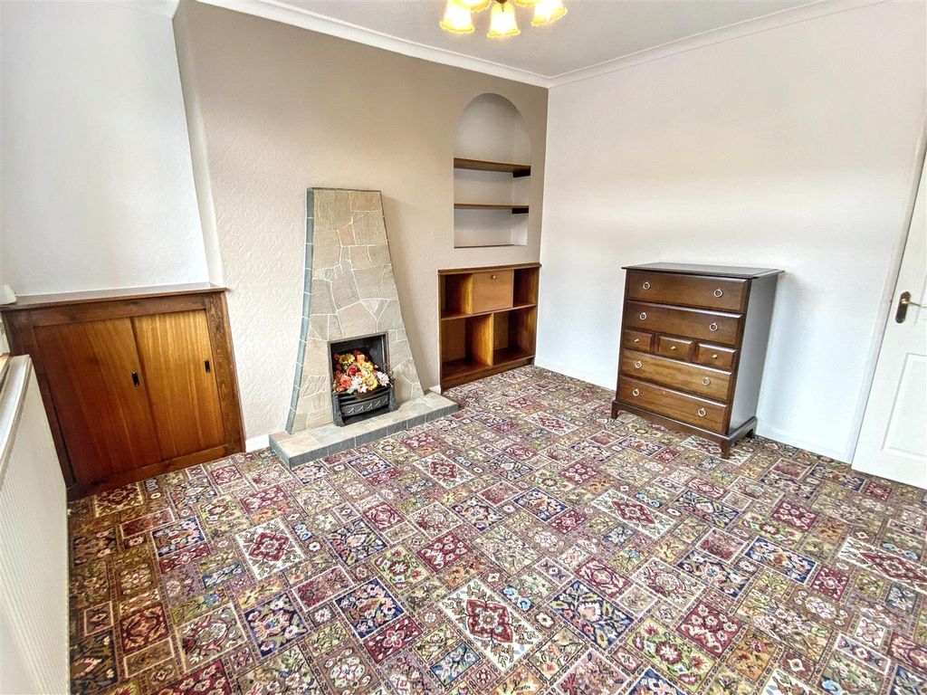 Property photo 2 of 16 Front Reception Room