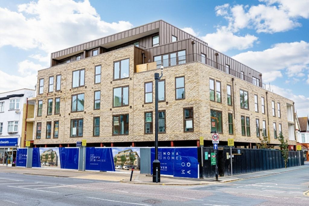 Property photo 1 of 20