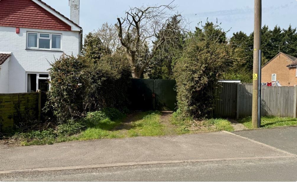 Property photo 3 of 9 Land At Eastling 3.Jpg