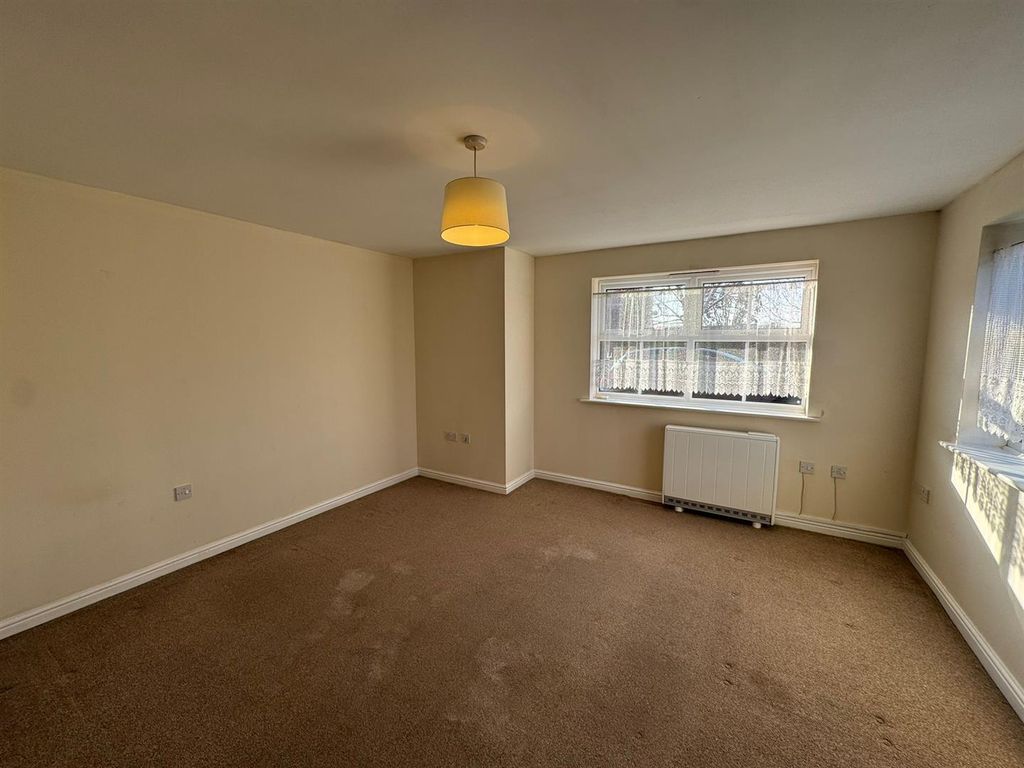 Property photo 3 of 11 Lounge 1.Jpeg