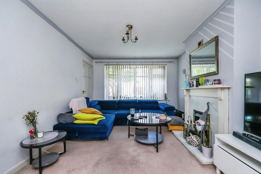 Property photo 3 of 15