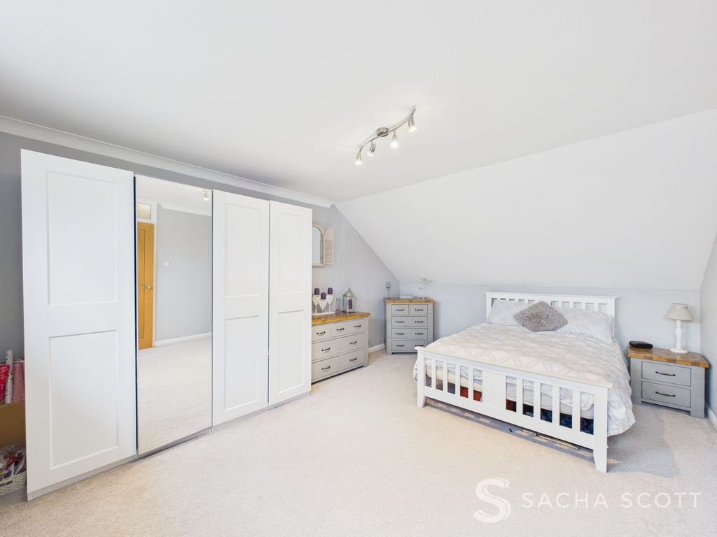 Property photo 3 of 31 Primary Bedroom