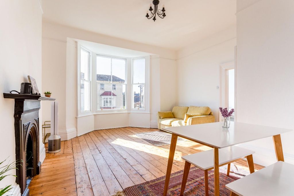 Property photo 2 of 9 Medina Villas-10.Jpg