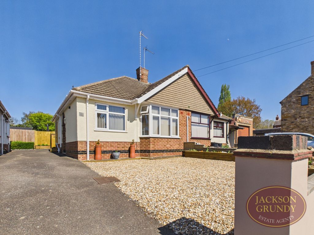 Property photo 1 of 17 Vicarage Lane