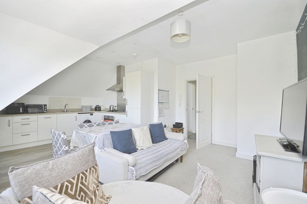 Property photo 2 of 17 Pbox-Img.Jpg