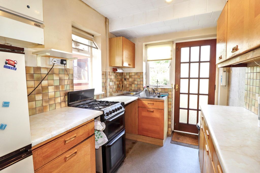 Property photo 3 of 8