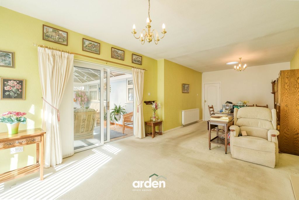 Property photo 2 of 16