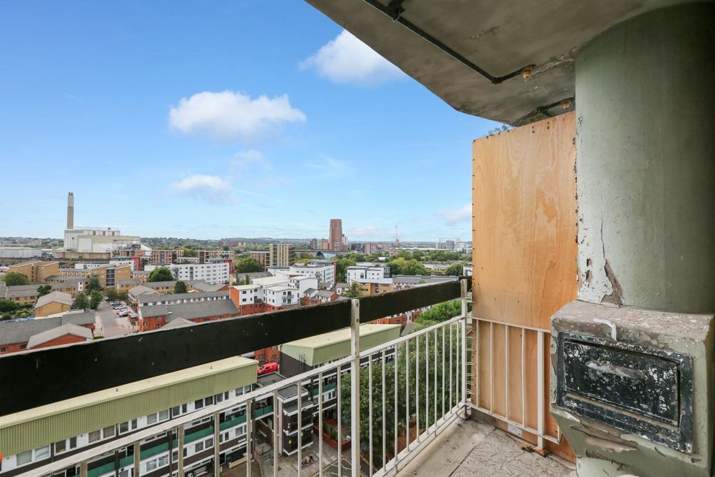 Property photo 2 of 10 Ach_6893 (1).Jpg