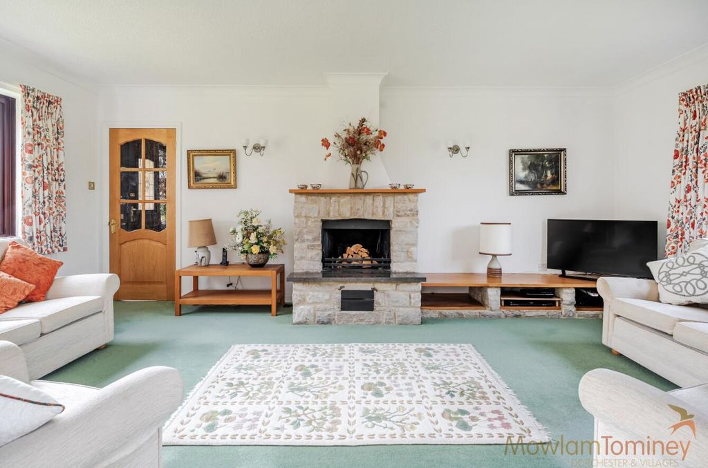 Property photo 2 of 44 101B0769-Dbfe-4212-9Dba-1c56Ed3578d8.Jpg