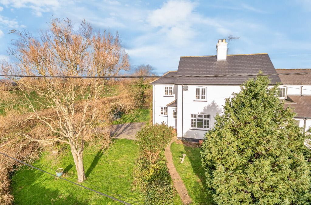 Property photo 1 of 22 Front (Exterior)