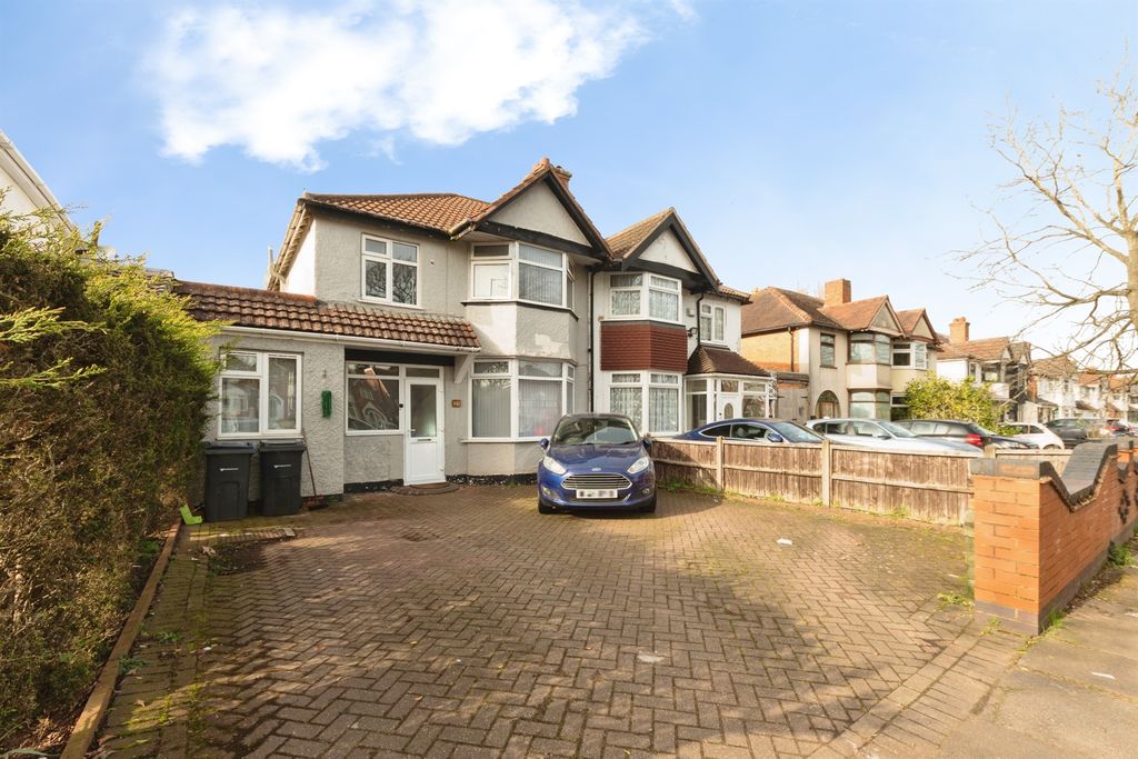 Property photo 3 of 19