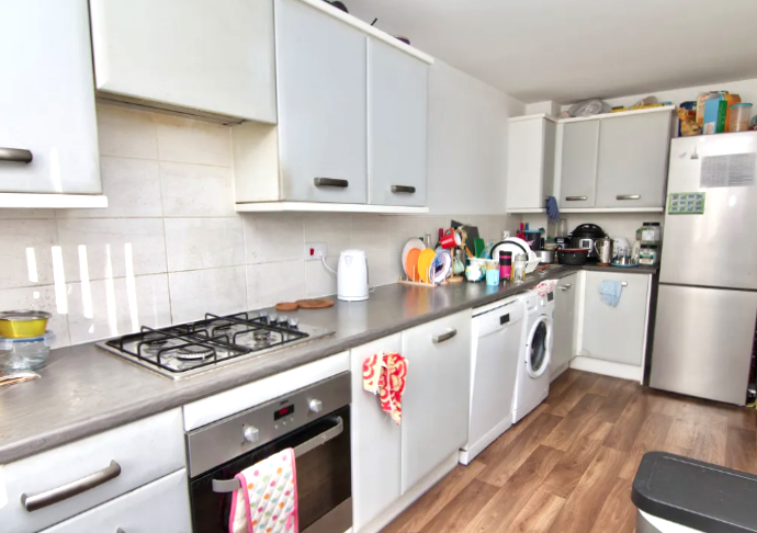 Property photo 3 of 15