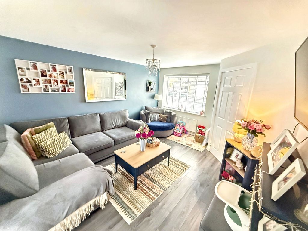 Property photo 2 of 14