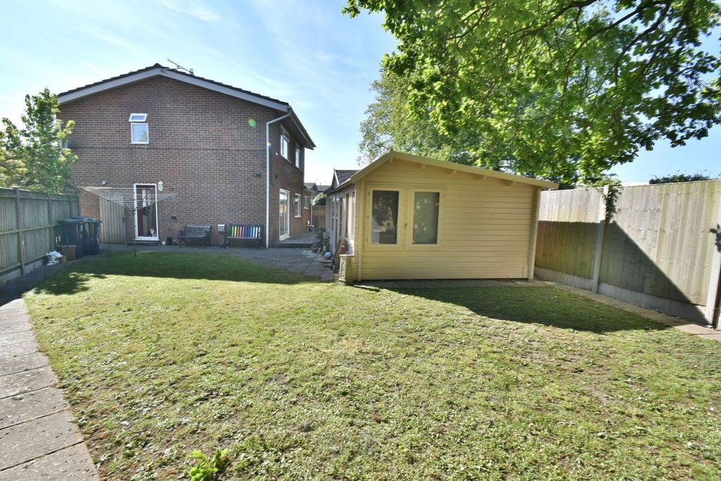 Property photo 3 of 21