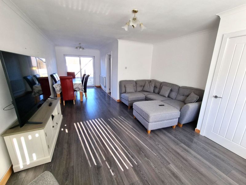 Property photo 3 of 23 Photo 4