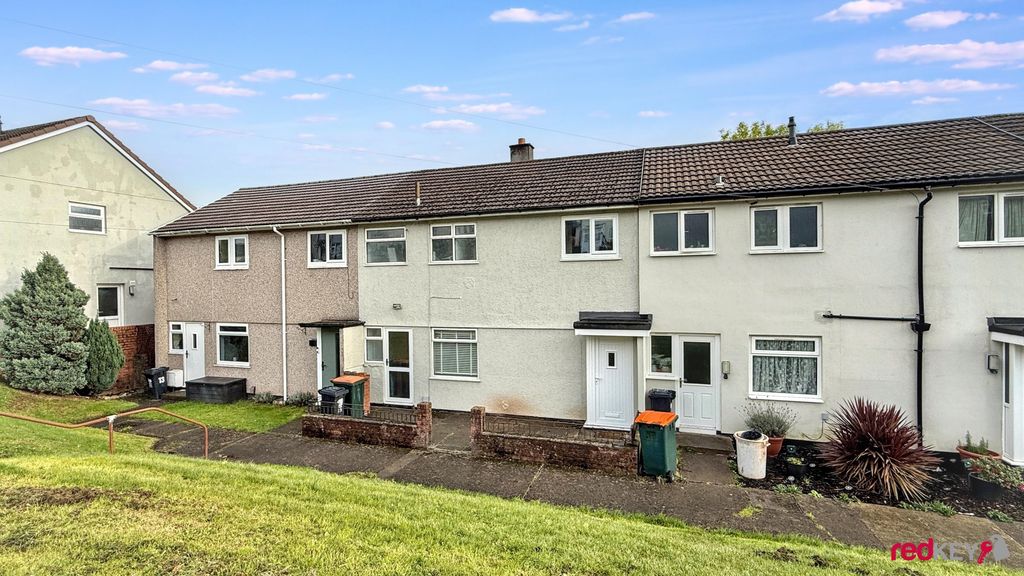 Property photo 1 of 15 External