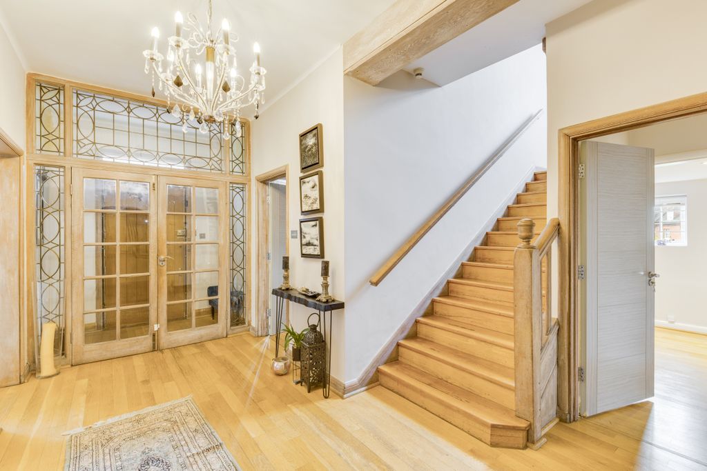 Property photo 2 of 15