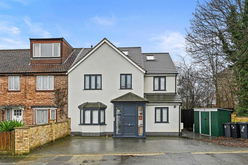 Property photo 1 of 8