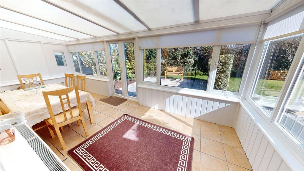 Property photo 2 of 16 Picture No. 20