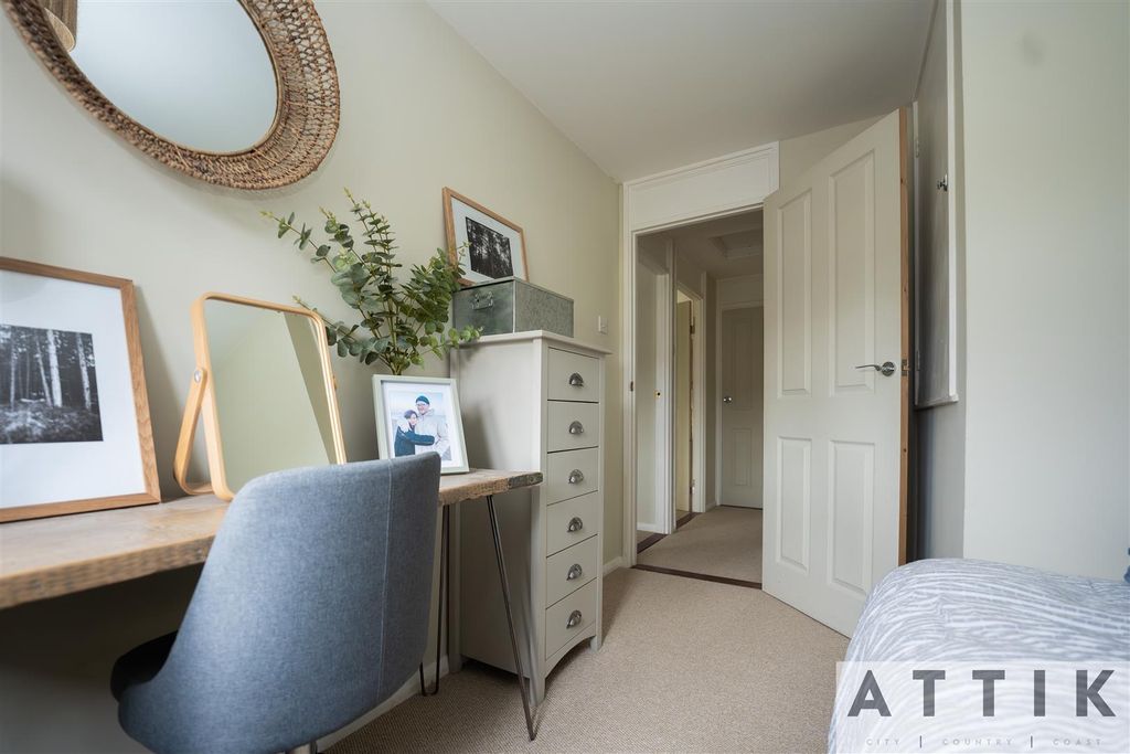 Additional image 39 of 4 bed semi-detached house for saleBedingfield Crescent, Halesworth IP19