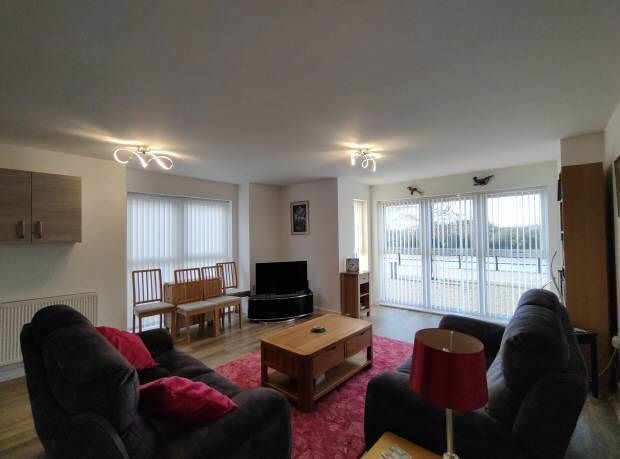 Property photo 3 of 10