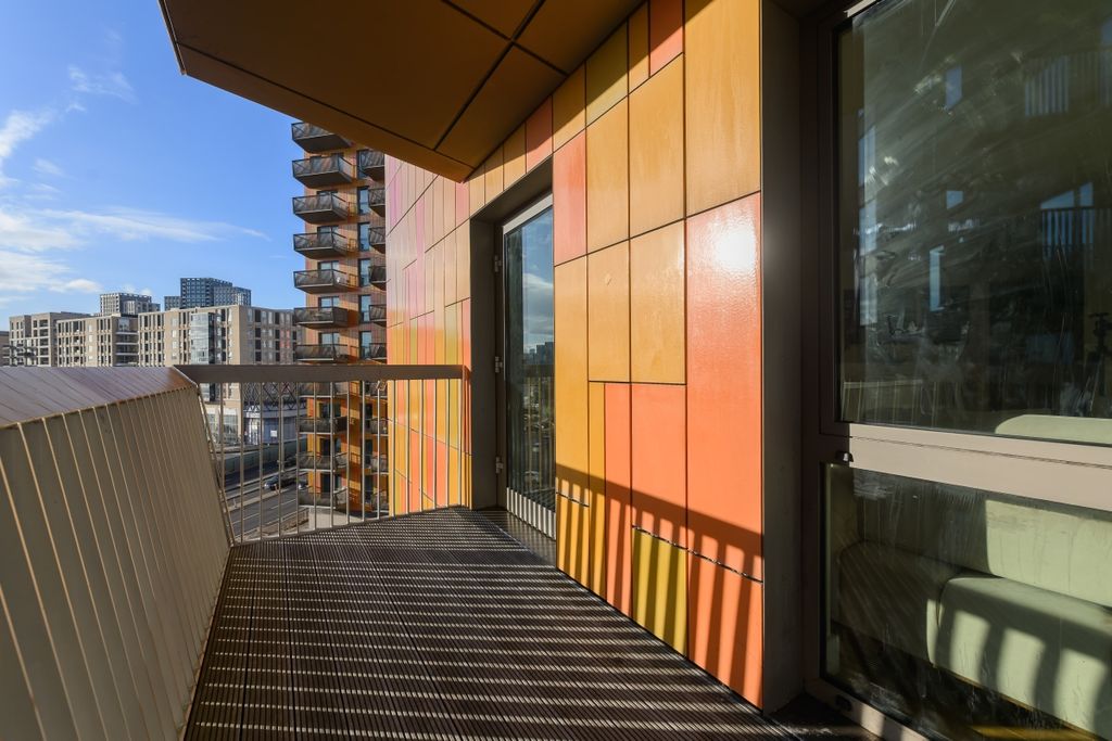 Property photo 3 of 14 Balcony