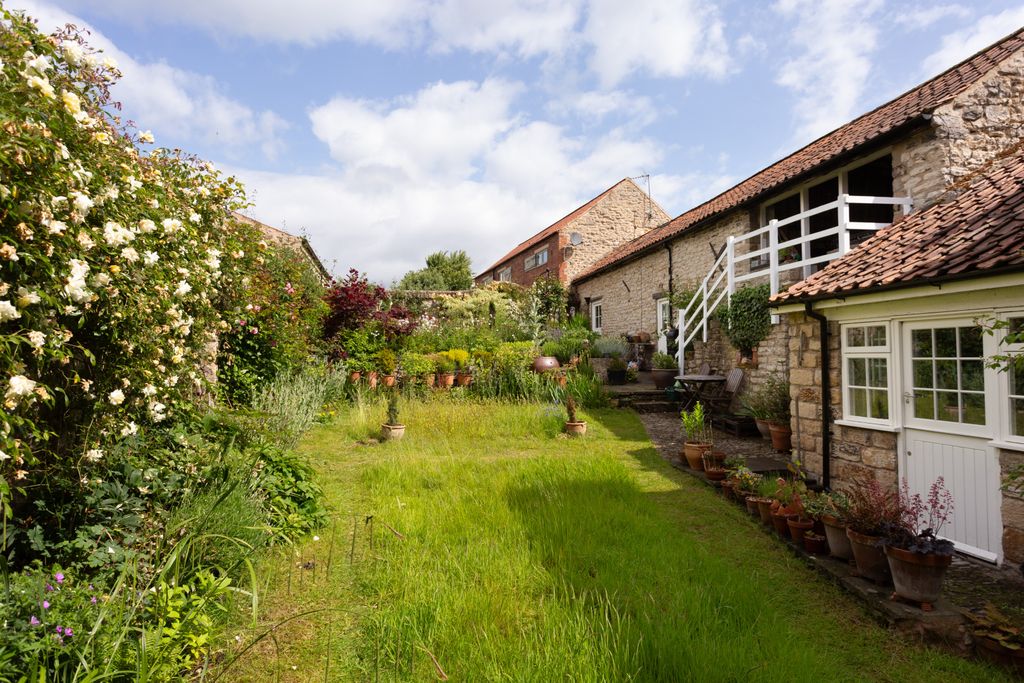 Additional image 16 of 5 bed terraced house for salePotter Hill, Pickering, North Yorkshire YO18