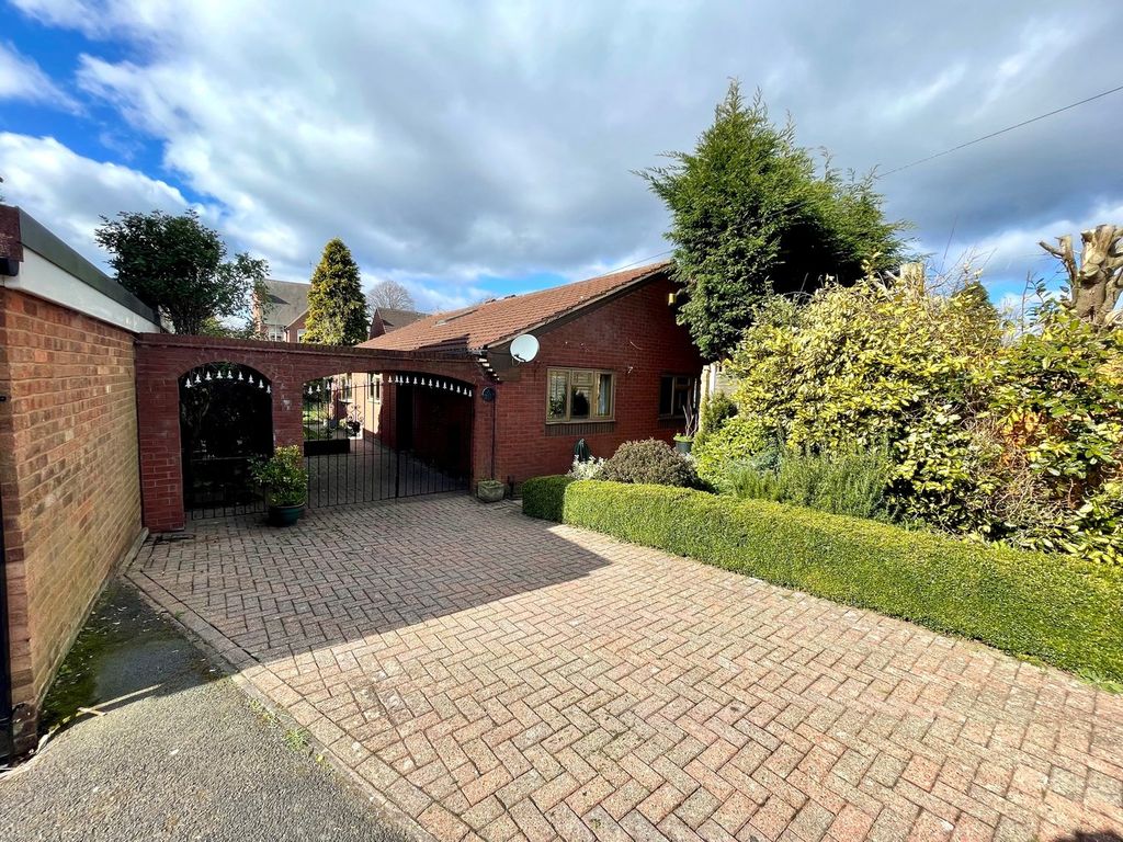 Property photo 2 of 15